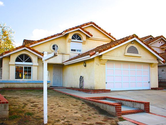 3rd image of 783 Joanna Dr
