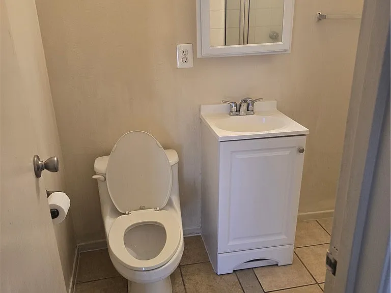 1388 E Desert Inn Rd #2 — Photo 10
