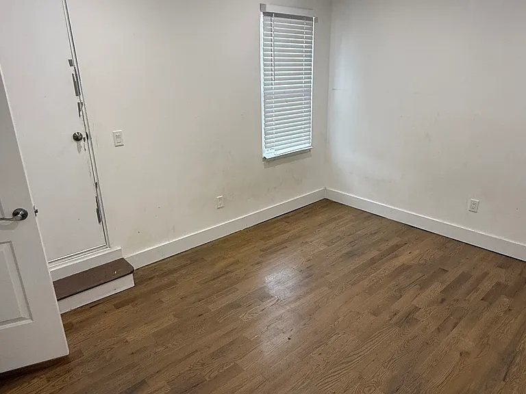 28 Hawkins St #3 — Photo 15