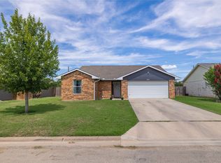 2206 8th St, Brownwood, TX 76801