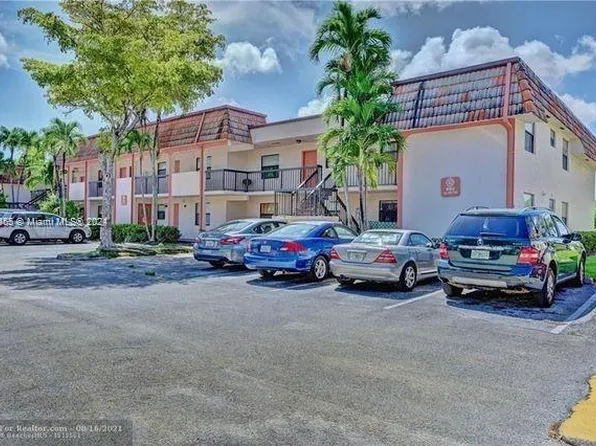 851 NE 207th Ter #6202, Miami, FL 33179