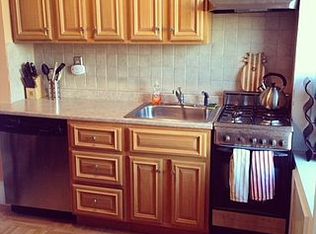 252 Henry St APT 3R, Brooklyn, NY 11201