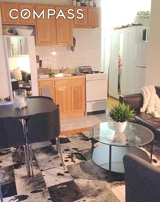 Rented by Compass | media 21