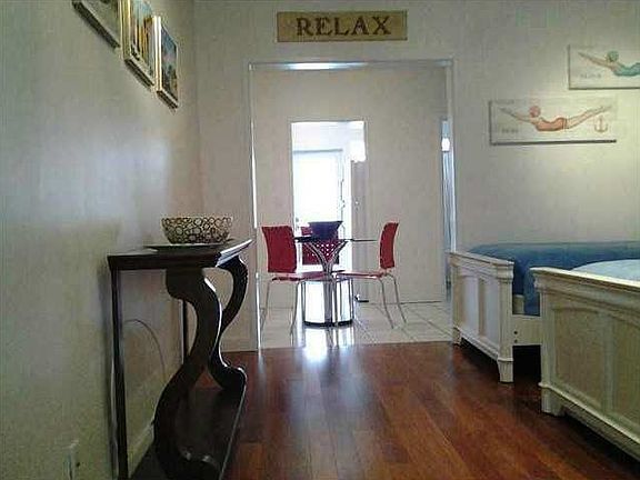5th image of 1235 Euclid Ave APT 14