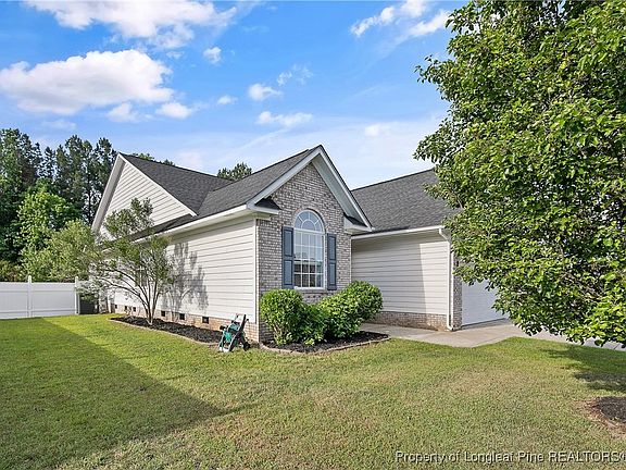 4th image of 199 Thorncliff Dr
