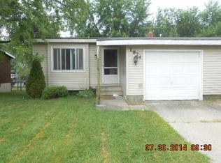 1974 30th St SW, Wyoming, MI 49519