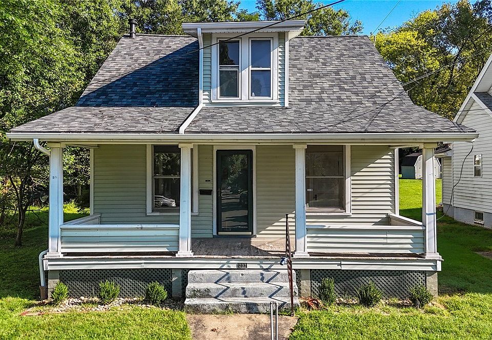 1st image of 207 Kenwood St