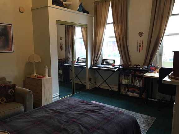 Bedroom - front