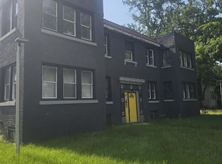 2027 S 5th St, Rockford, IL 61104