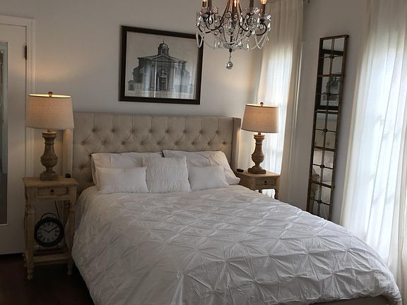 5th image of 838 N Las Palmas Ave APT 2