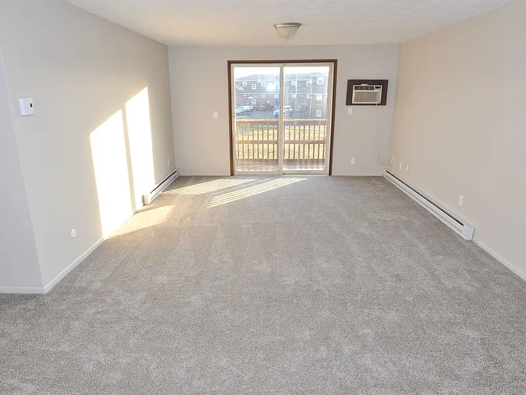 10283 State Highway 212 NE #D — Photo 7