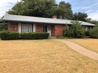 755 S 22nd St, Slaton, TX 79364