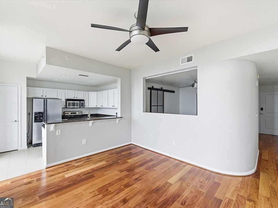 1st image of 3040 Peachtree Rd NW Unit 805