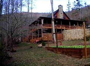 473 Pierce Cove Rd, Hiawassee, GA 30546
