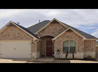 415 Grace Ave, Lindale, TX 75771
