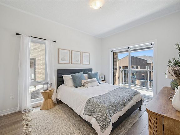 Photos taken from model suite. Interior finishes are consistent, suite layouts may vary.