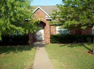325 Beltwoods Dr, Desoto, TX 75115