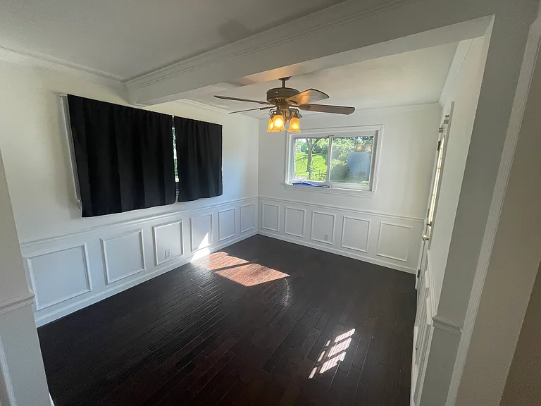 6936 Ravenscroft Dr — Photo 13