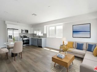 714 W 41st Pl #1/2, Los Angeles, CA 90037