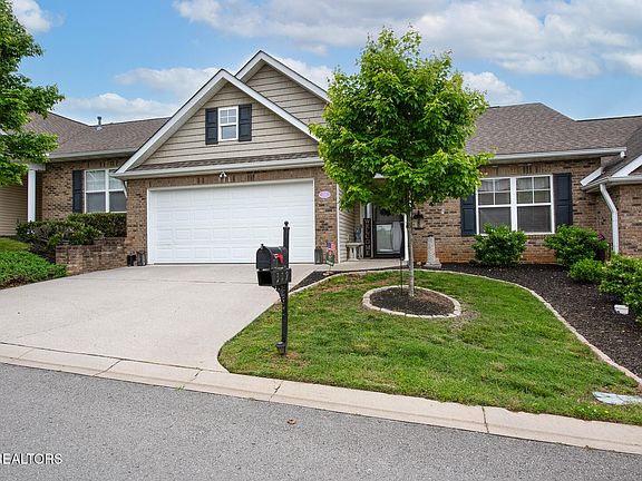 2nd image of 319 Franklin Meadows Way