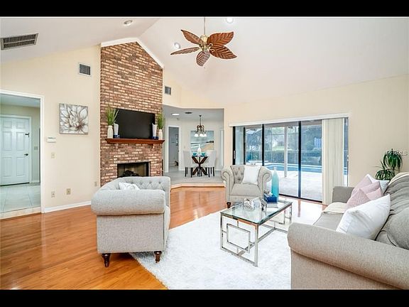 4th image of 662 Pine Shadow Ct
