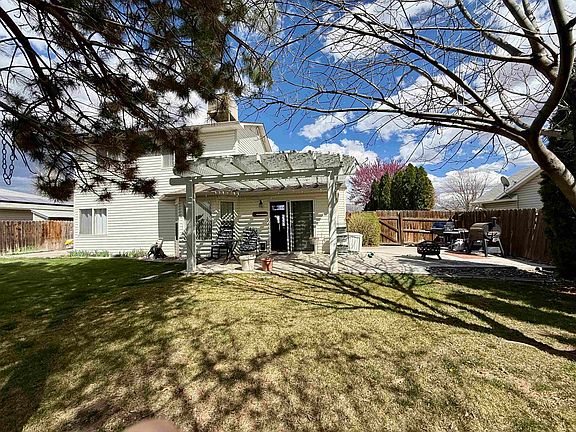 5th image of 403 Pintail Ave