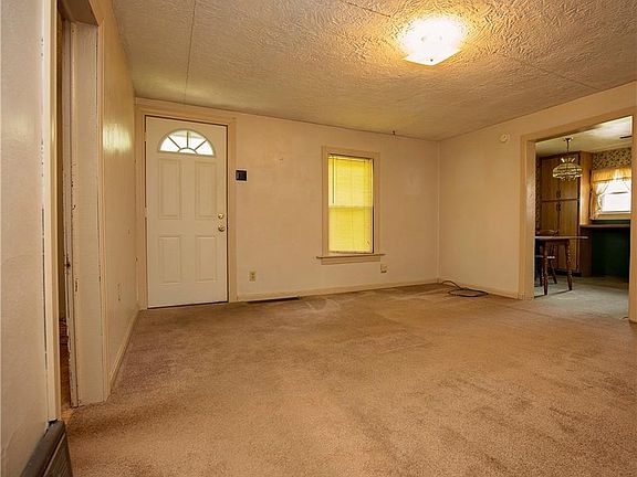 3rd image of 4973 Clifton Ave