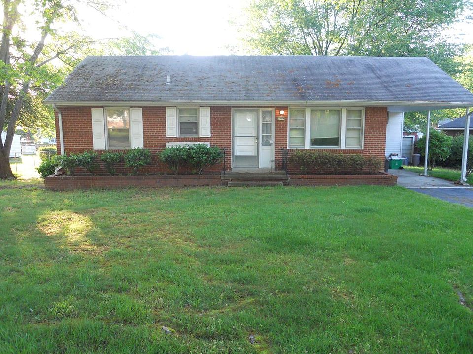 1st image of 2104 Rainbow Dr