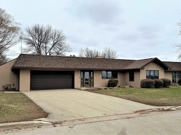 103 E Public St, Bancroft, IA 50517