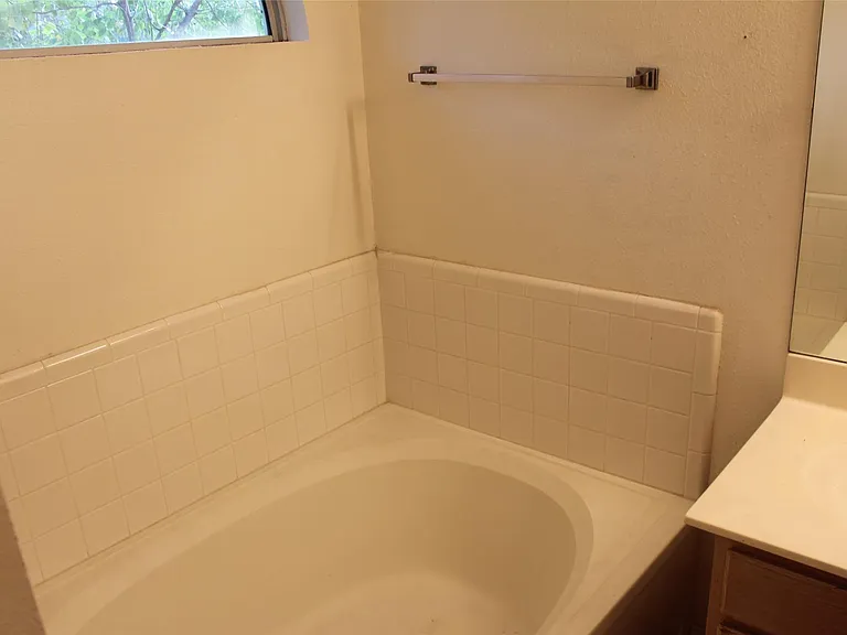 810 Minturn Ln — Photo 24