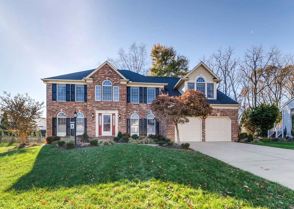 2nd image of 2612 Smallwood Dr
