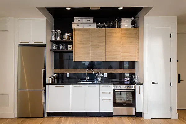 Rented by Nooklyn NYC LLC | media 47