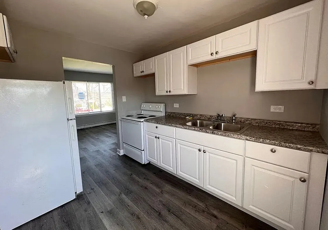1 bed, $1,200 — Photo 1