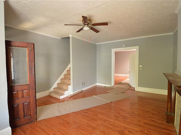 5th image of 1402 Washington St