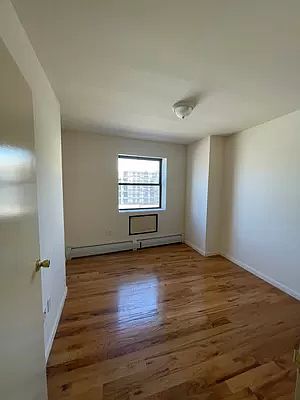 3rd image of 37-21 32nd St #506