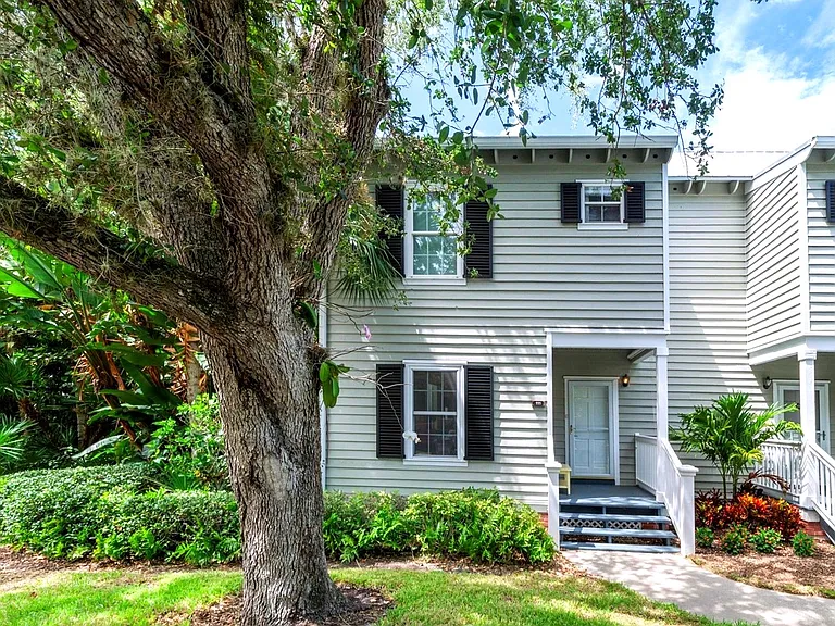 1315 Palmetto Ct #111 — Photo 35