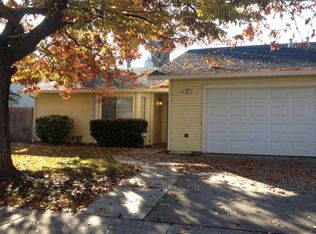 537 Moe Dr, Patterson, CA 95363 | Zillow