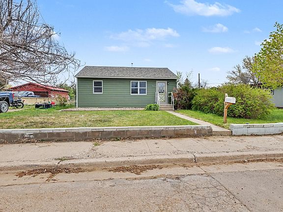 2nd image of 2043 10th Ave