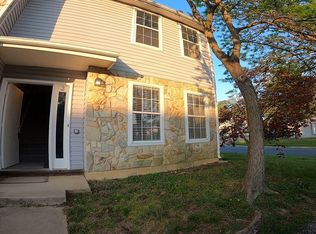 2 Lafayette Pl, Newark, DE 19702