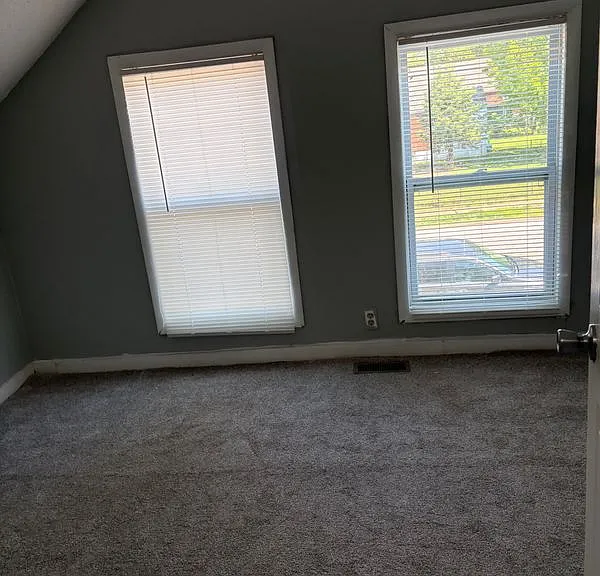 6636 Etzel Ave — Photo 7