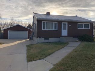 1608 Gray Blvd, Newcastle, WY 82701