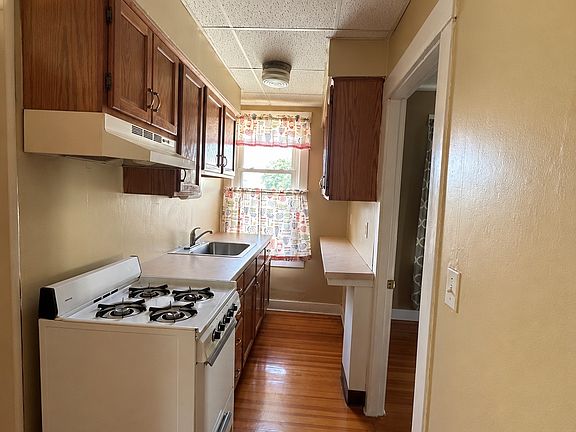 4th image of 1252 Globe St #3
