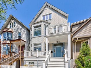 1040 W Newport Ave, Chicago, IL 60657