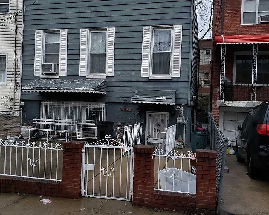 1st image of 4821 39th St