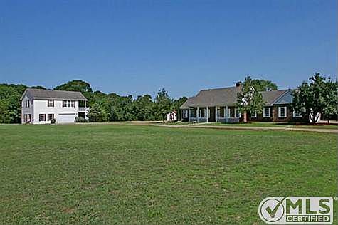 2nd image of 3751 Landseer Dr