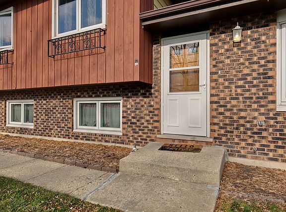 3rd image of 1115 Glendale St