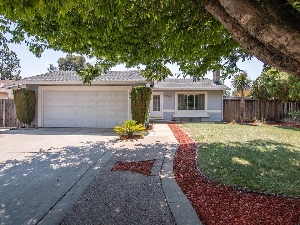 1st image of 1630 Bluebonnet Way
