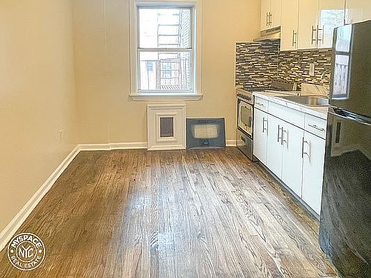 1st image of 91-32 195th St #9R