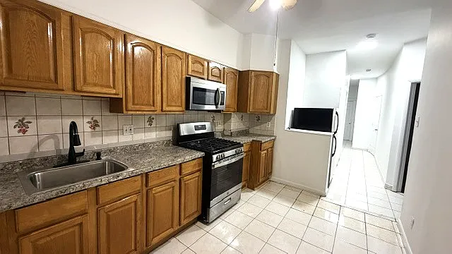 151 Beach St #2 — Photo 7
