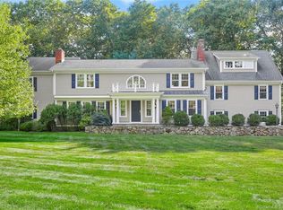 128 Danforth Dr, New Canaan, CT 06840